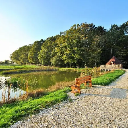 Chalet A4 * Saint-Fargeau-Ponthierry